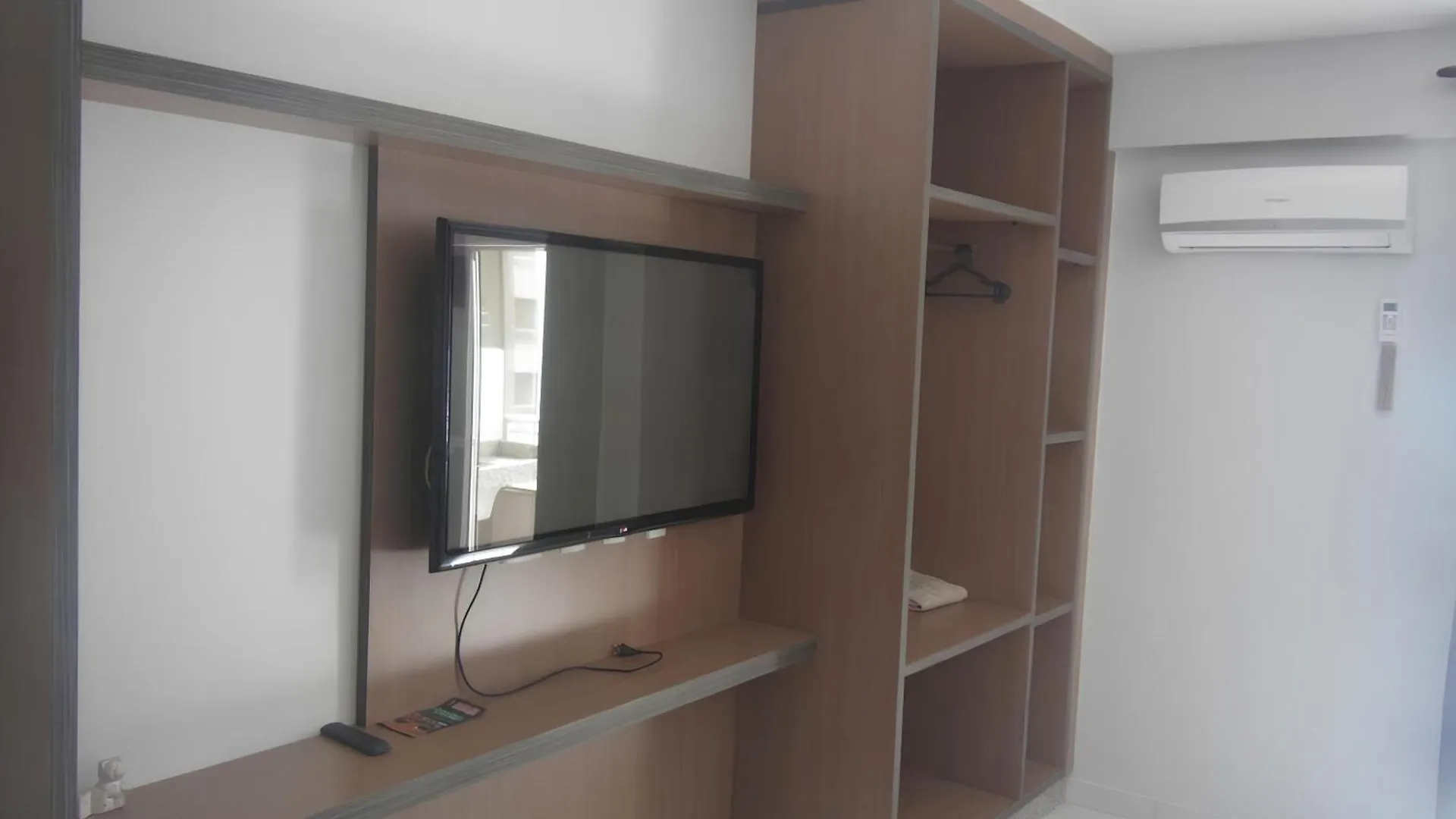 Hotel Lagoa Quente Flats Caldas Novas